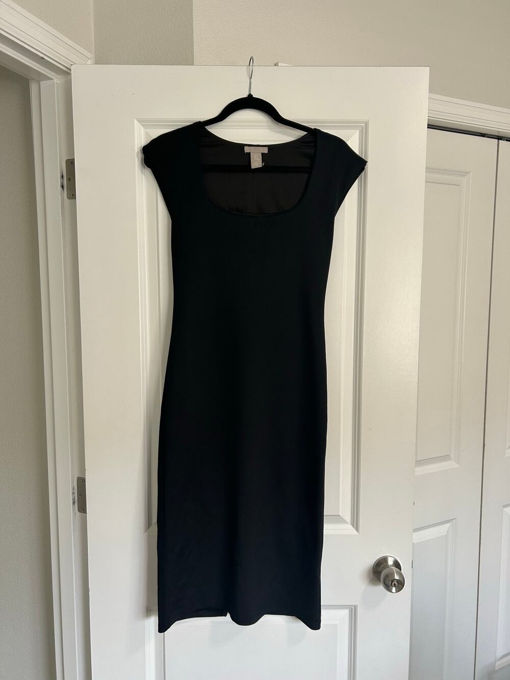 H&M Fitted Black Bodycon Dress Square Neckline Size Small